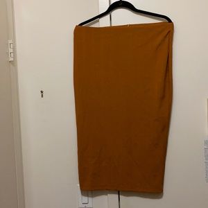 Mustard mid length Zara pencil skirt